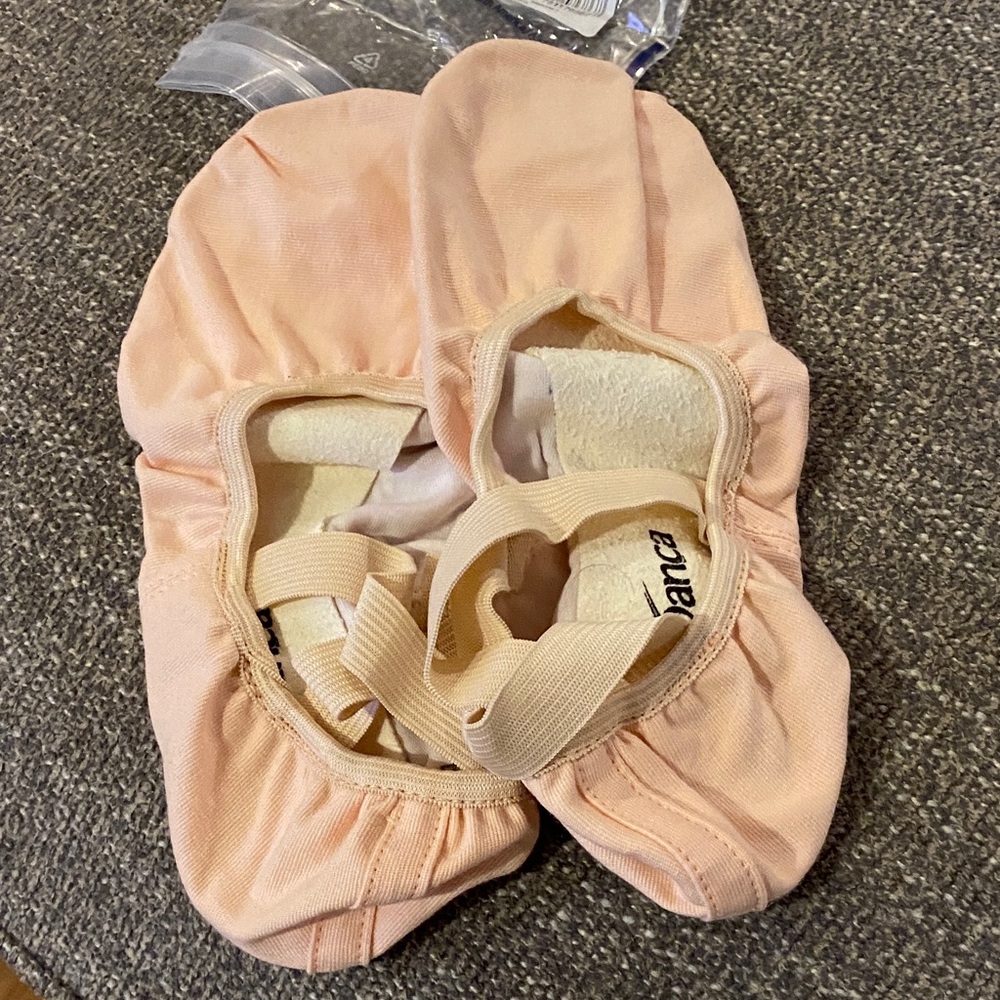 SoDanca ballet slippers. New in box